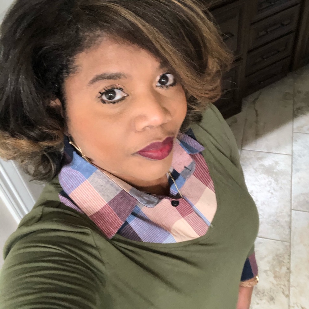 Meet your Posher, Lasonya